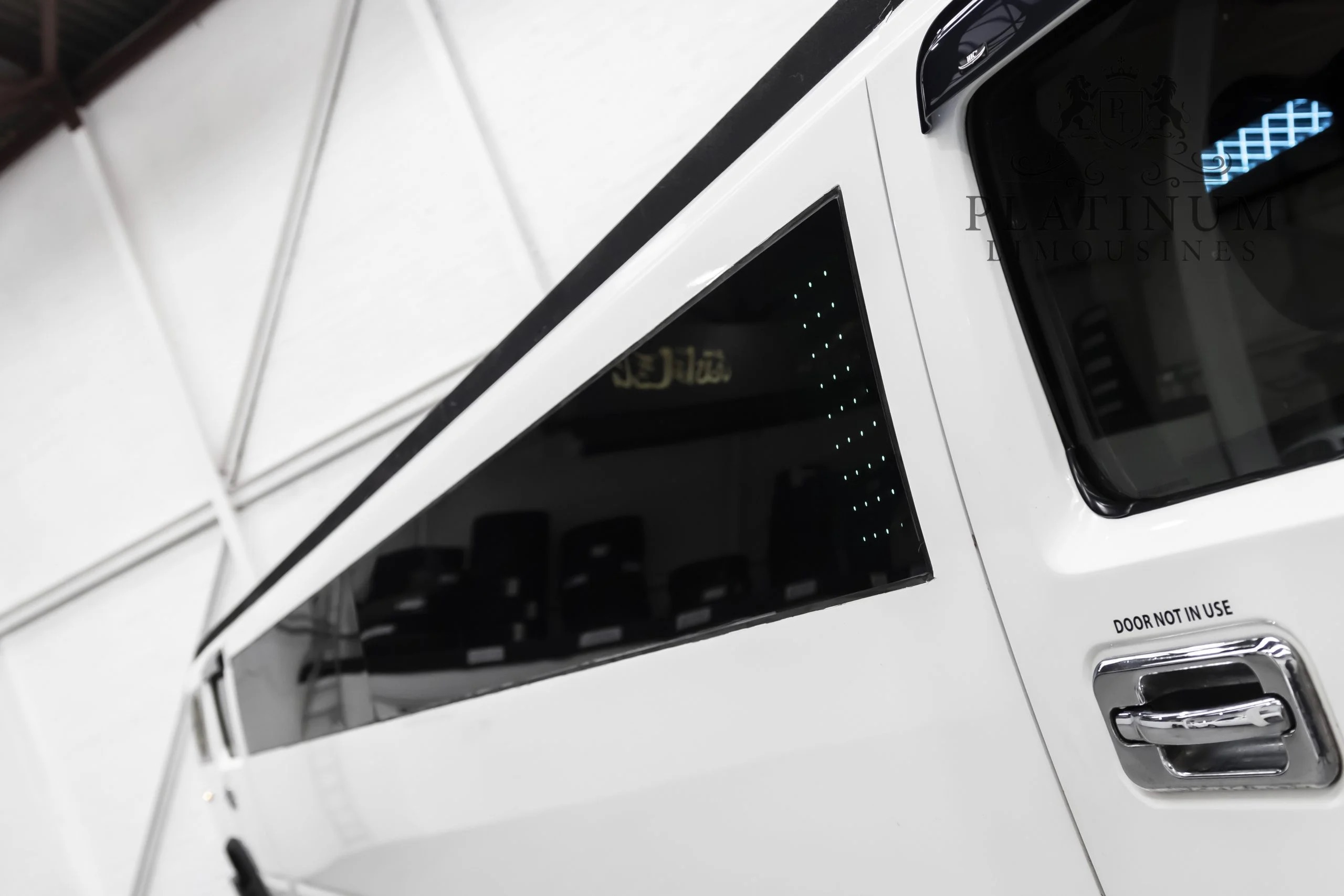The Ultimate Guide to Hummer Limo Features for a Luxury Experience in the UK