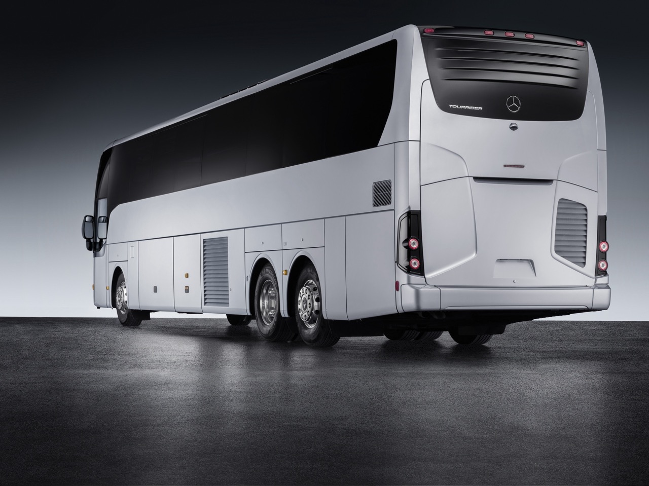 Experience Luxury and Comfort with Mercedes-Benz Coaches in the UK