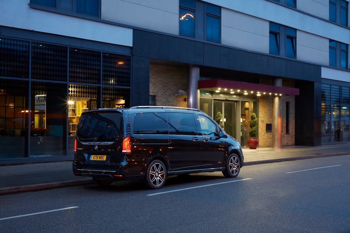 Exploring the Benefits of Luxury Minibus Hire with the Mercedes V-Class in the UK