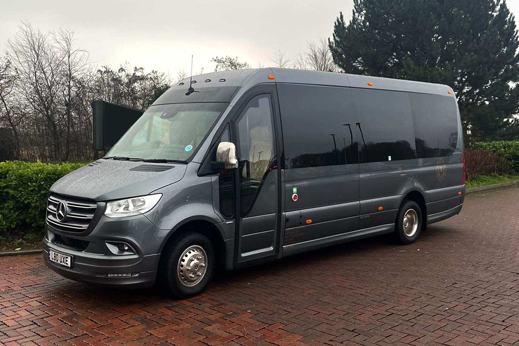 Cardiff to Gatwick Airport Minibus Hire with a Driver