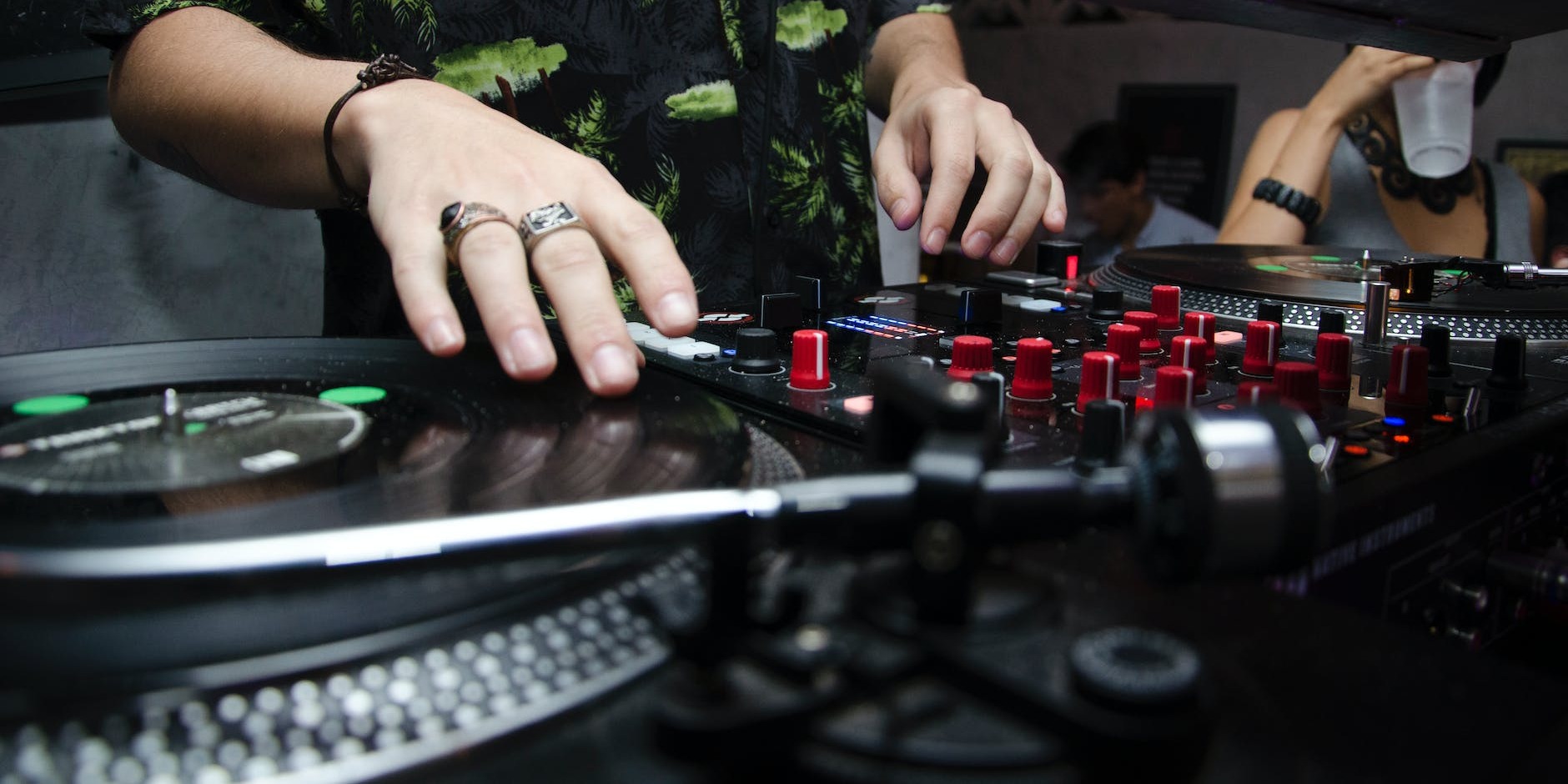Transforming Your Party with the Right Beats: A Guide to London's DJ Scene