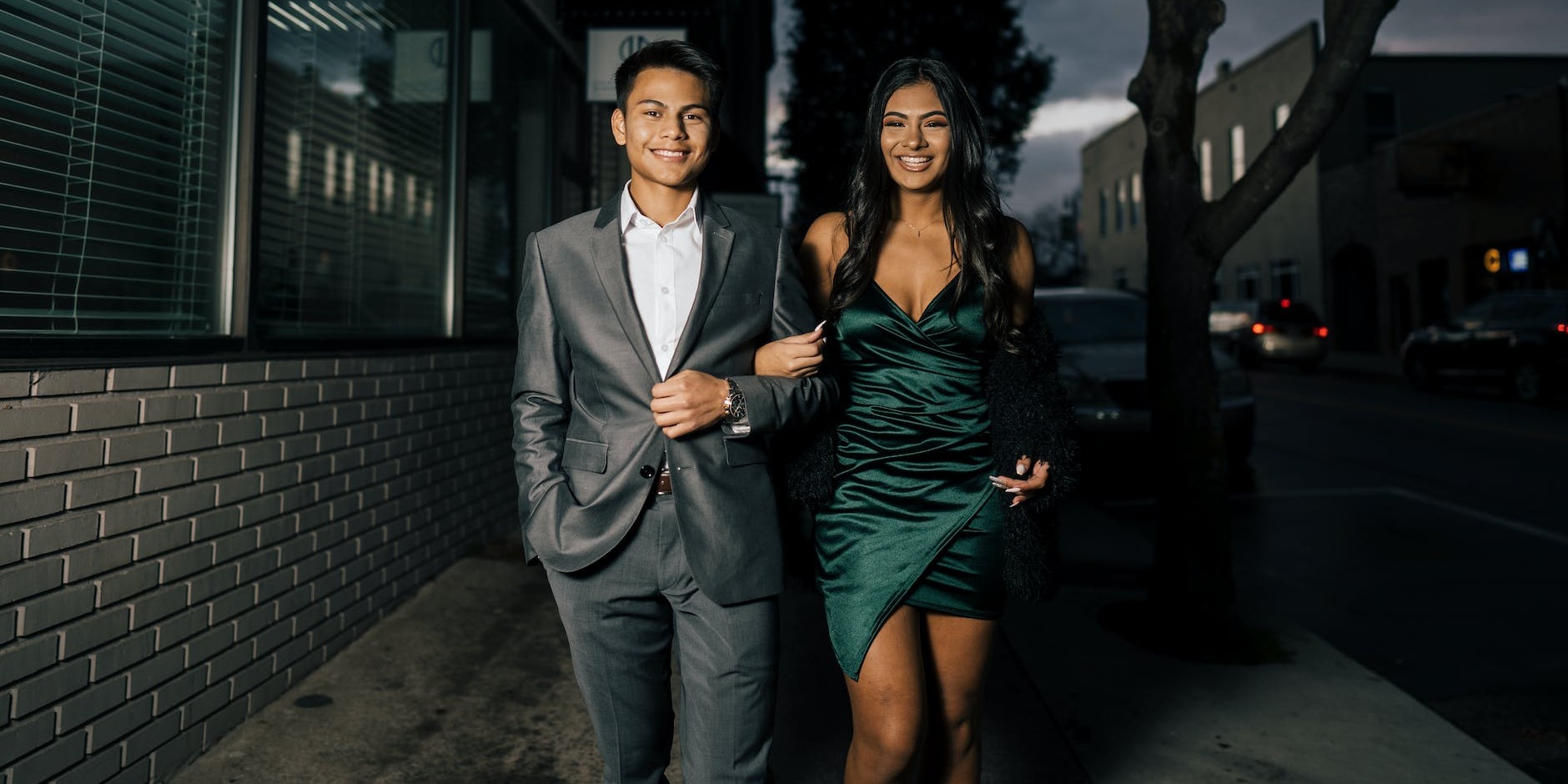 5 Top Tips for Choosing Your Perfect Prom Transport