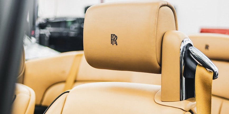 Exploring the Elegance of the Rolls Royce Phantom: A Luxury Icon in Harrington